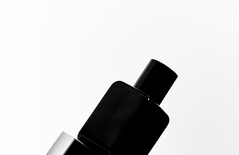 Dee April Parfum II - Stéle