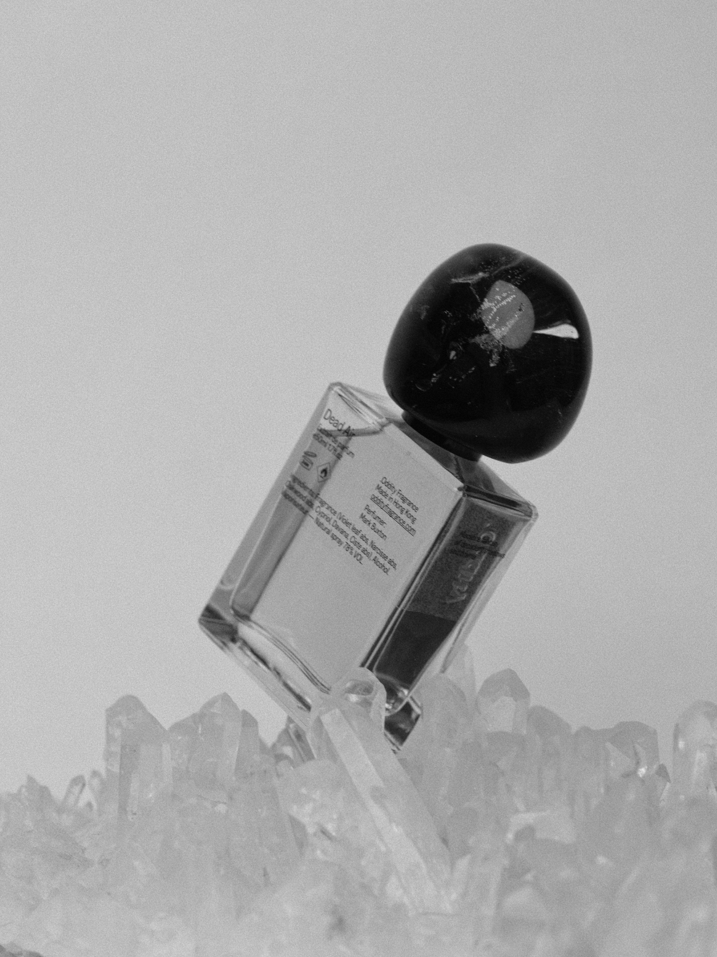Oddity Dead Air | Extrait de Parfum – Stéle