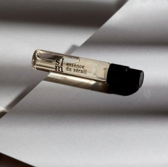 Sous Le Manteau Essense du Sérail n°4 Eau de Parfum - Stéle